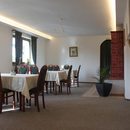 Hotel Zlaty Lev Svitavy Zewnętrze zdjęcie