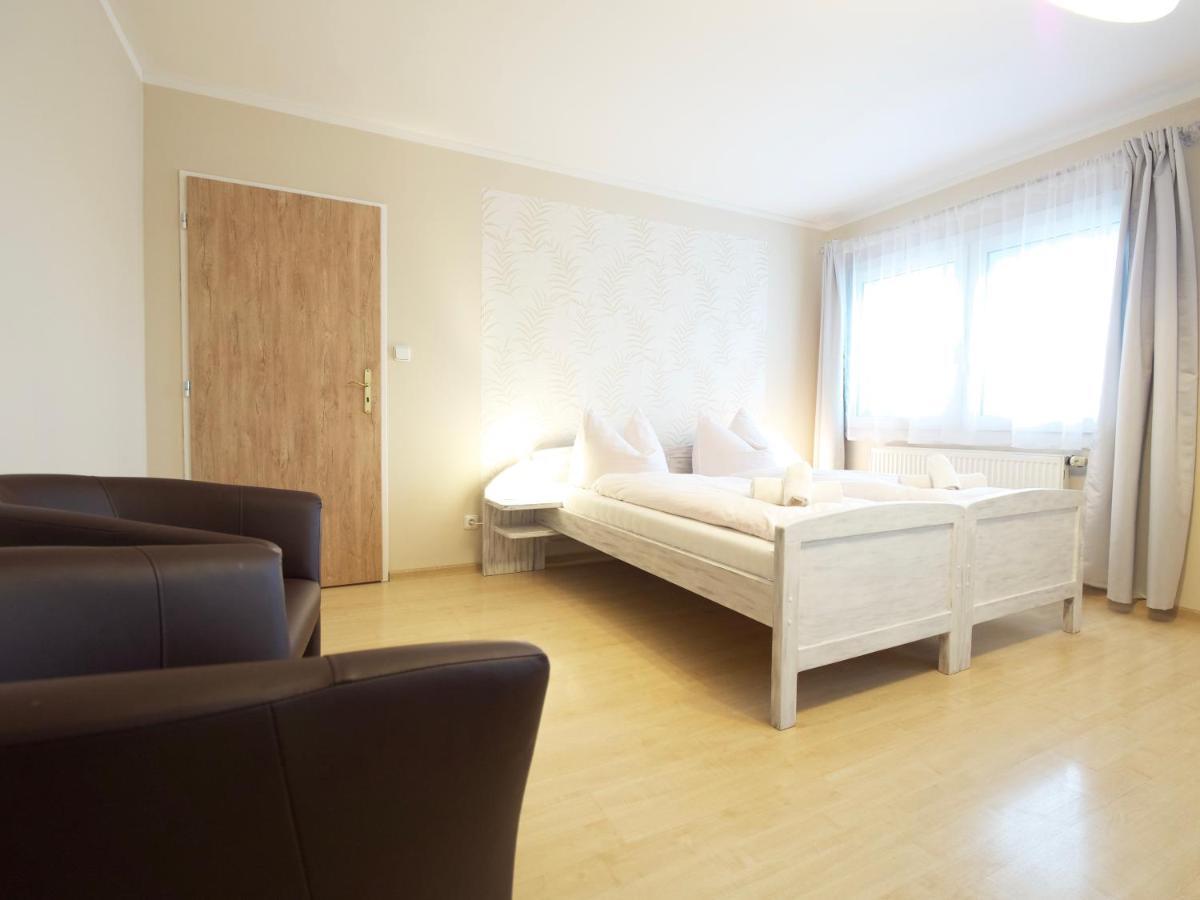 Hotel Zlaty Lev Svitavy Zewnętrze zdjęcie